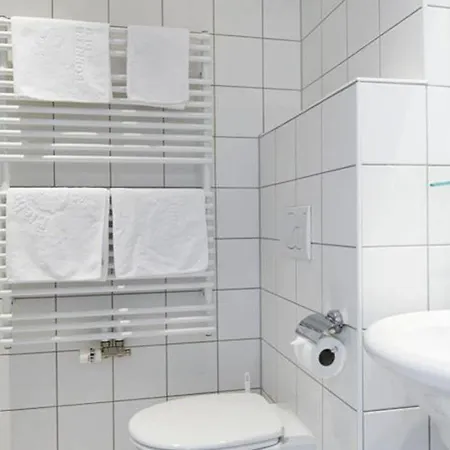 Otel Garni Sunshine 2*
