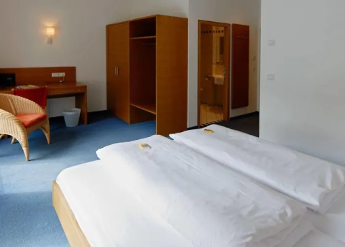 Garni Sunshine فندق